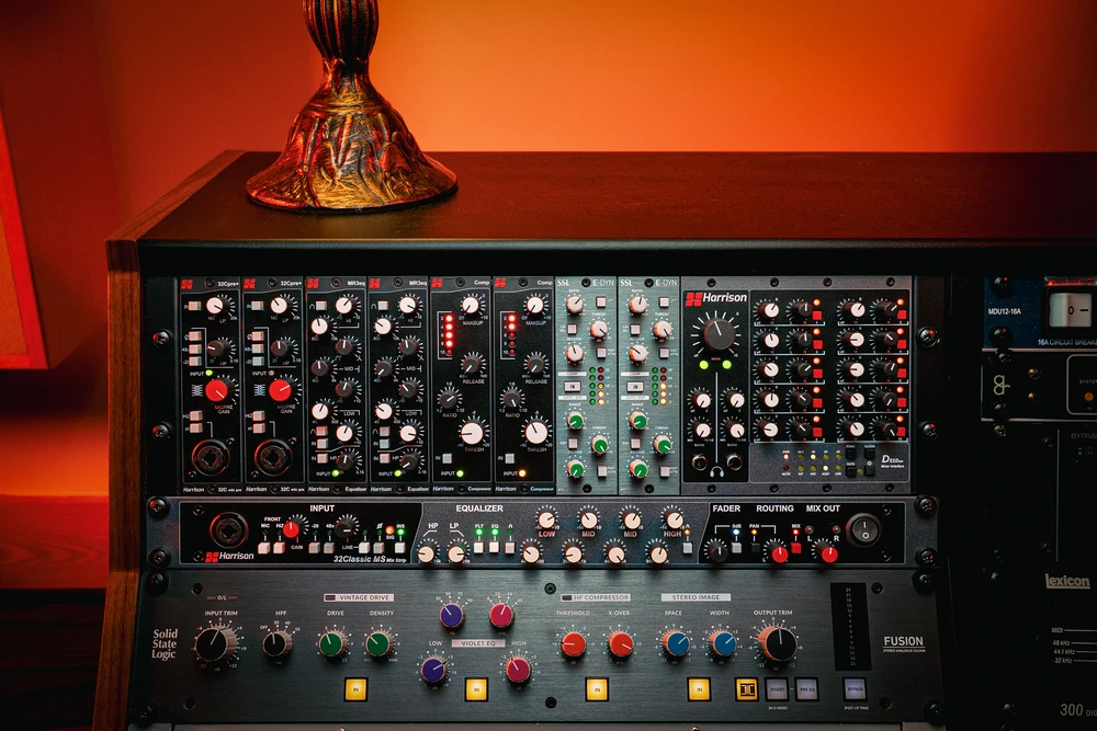 harrison-audio-d510mx-d510-sistemler-icin-mixer-arayuzu-asimetrik-e-ticaret-gorsel1